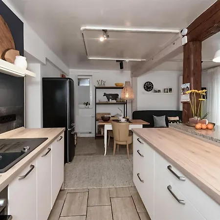 Appartement Awesome In With Wifi Suhl